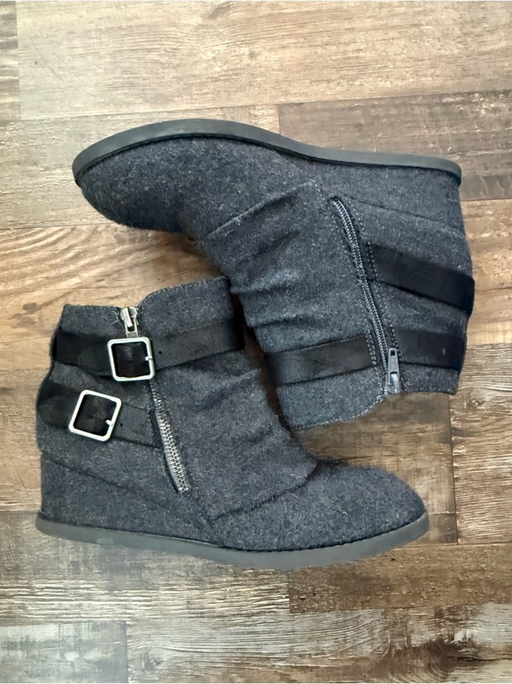 Wedge Ankle Boots - Gray Felt with Buckle Detail - Women’s Size 7.5